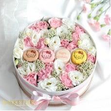 Mcaron With Sweet Love Flowers
