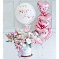 Flower and Balloon Gifts set for Mom