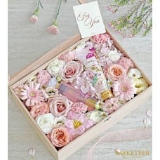 Flower and Spa Gifts Box