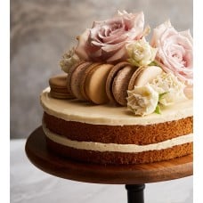 Sweet Macarron Vanila Butter Cake