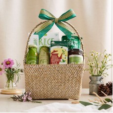 Organic &amp; Healthy Gifts Basket