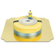 Minion on Cyclops Cake (Small (6 Servings))