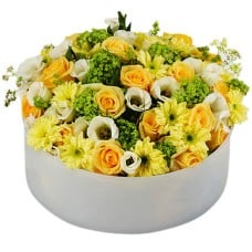 Send Blomsterlyx as a flower delivery service