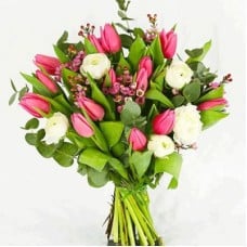 Send the bouquet of pink tulips as a flower bud