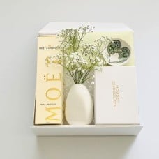 Spoil Her Gift Box