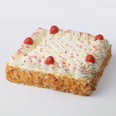 Strawberry cream cake (8 people)