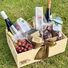 Pinot Noir Lovers Gift Basket
