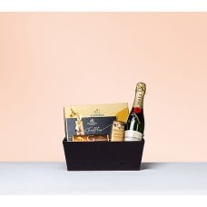 Godiva & Bubbles with Moet & Chandon
