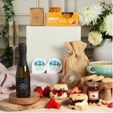 Cream Tea Hamper With Prosecco For One
