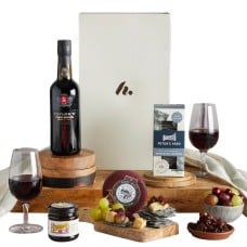 Classic Port &amp; Cheese Hamper
