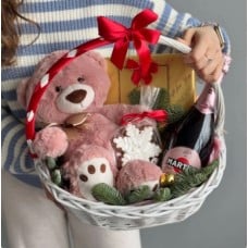 Gift Basket "Bear with Gifts"