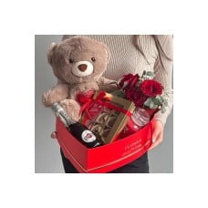 Heart "Bear with Gifts"