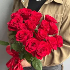15 Red Roses 60-50 cm