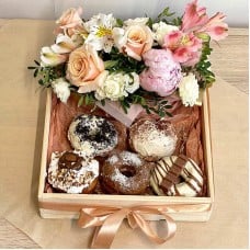 DC Donuts: Sweet Box
