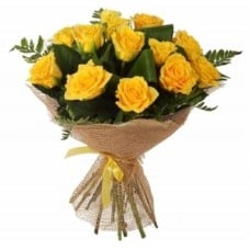 12 Yellow Roses