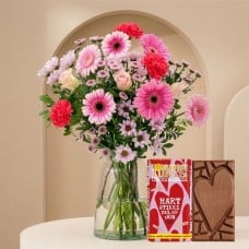 Soft Pink Bouquet | Tony's Chocolonely - Crazy About You