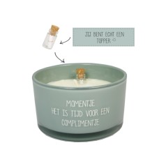 Soy candle | Just a moment. It's time for a compliment