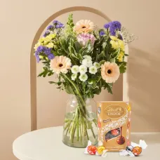 Boeket Pastel & Lindt LINDOR Cornet