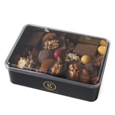 Box of chocolates from the Maison G. Larnicol (520g tin)