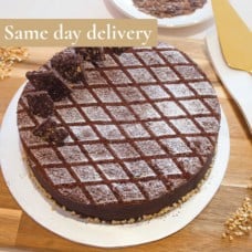 Hazelnut Feuilletine Gateau (6 inches)