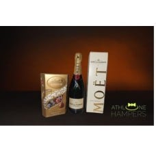 Moet & Chandon Champagne with Chocolates