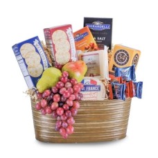 Cheese, Cracker and Fruit Delight (Standard)