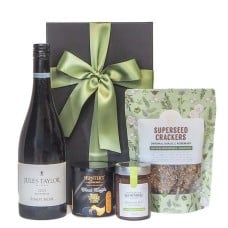 Vineyard Bliss Gift Hamper