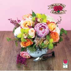 Beretania's Aubrey Bouquet (Standard)