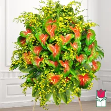 Beretania's Kaimana Tropical Wreath (Seasonal Varieties Vary)