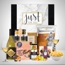A Chardonnay Story Hamper