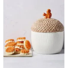 Acorn Cookie Jar with Cookies