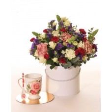 A cup and flowers MAMA (Small)