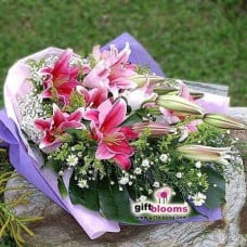 Bouquet of Lilies Flower fountain