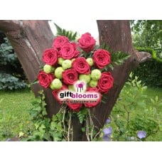 Bouquet of 11 Red Roses Exquisite Choice
