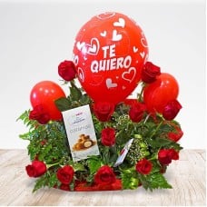 Big Love Centerpiece