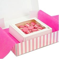 Pink macarons (16 pcs)
