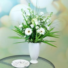 Winter bouquet of white flowers winter