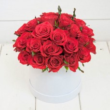 Flower Box Classic Red Roses (Small)