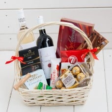 Basket with wine