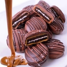 Sea Salt Caramel Oreo Cookies