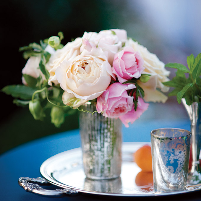 Flowers Bouquet in Tray Centerpiece Flowers Bouquet in Tray Centerpiece