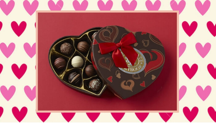 heart-shaped chocolate boxes