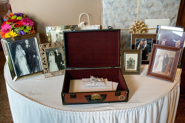 Photo Display Gift table Decoration
