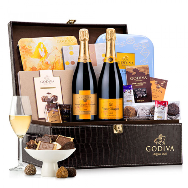 Godiva & Veuve Clicquot Exclusive Gift Hamper