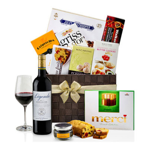 Ultimate Gourmet Hamper Red Wine Edition