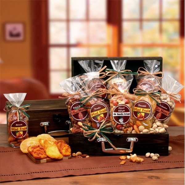 Gourmet Fruit & Nuts Gift Basket