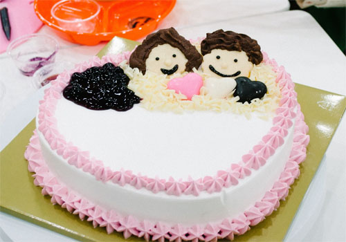 Personalized Cake For Bonding your relationship