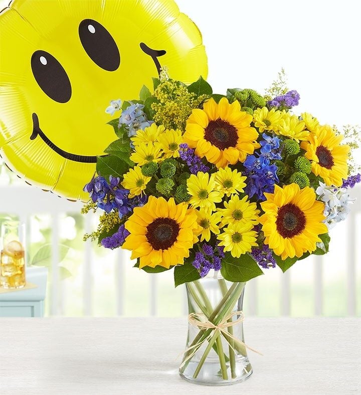 Fields of Europe® Summer with Jumbo Smile Balloon (Small)