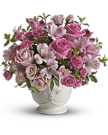 Pink Potpourri Bouquet with Roses (Standard)