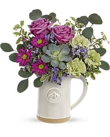 Queen Bee Bouquet (Standard)